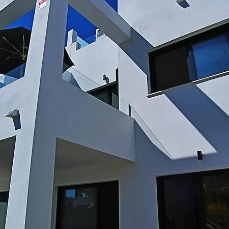 Los Mangos, Holiday home *